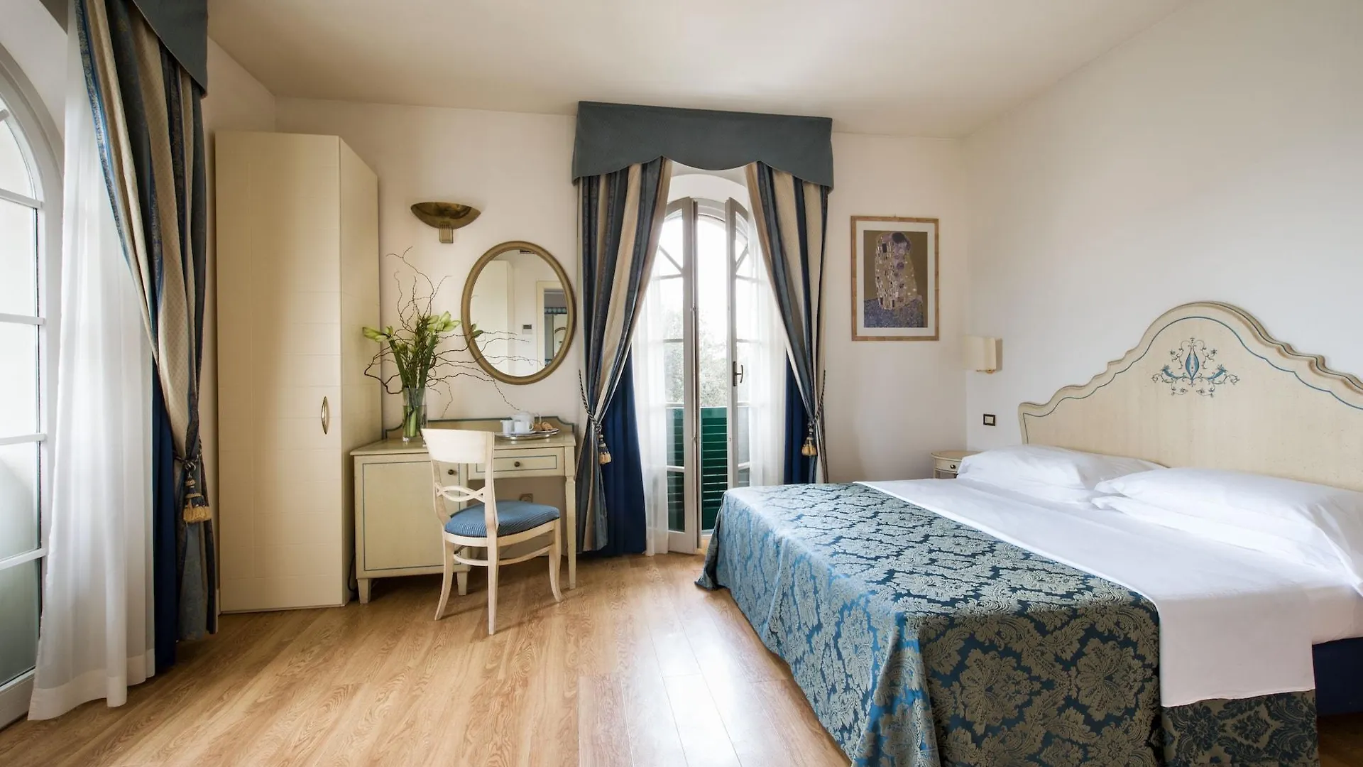 Hotel Goya Forte dei Marmi 4*,
