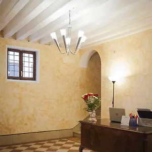 Apartahotel Porta Orientalis
